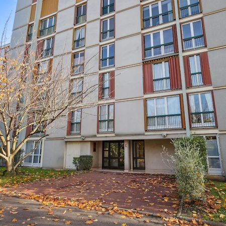 Chic Apart With Parking Chaville Exterior photo