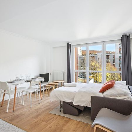 Chic Apart With Parking Chaville Exterior photo