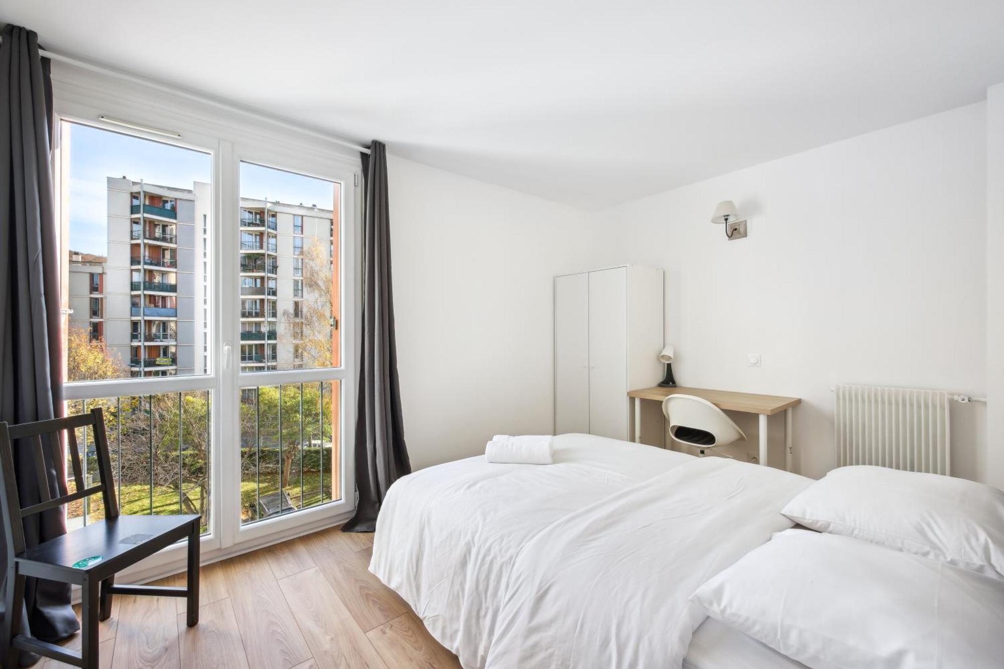 Chic Apart With Parking Chaville Exterior photo